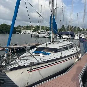 Bateau-hôtel à Bord D'un Voilier Type, Pointe-à-Pitre