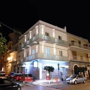 La Terrazza Couette-café Comiso
