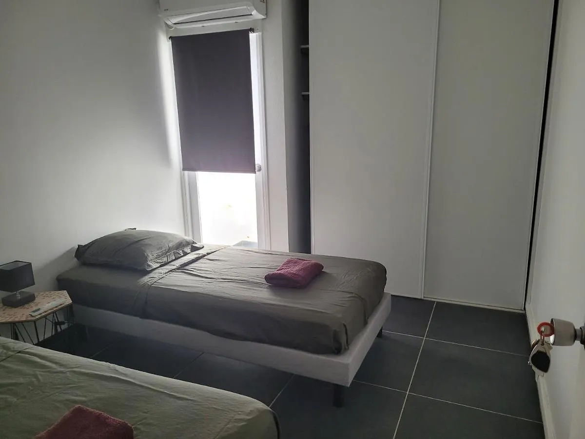 Le 9Eme Etage Du Bonheur Bed & Breakfast Pointe-a-Pitre